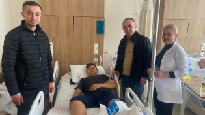 Sorucuoğlu, Depremzede Hastaları Ziyaret Etti